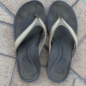 Abeo Women's Gold Brown Leather Sandals Flip Flops Size 8